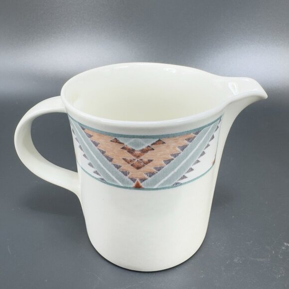 Mikasa Intaglio Santa Fe Ceramic Small Pitcher Creamer Stoneware Malaysia VTG - Picture 8 of 10